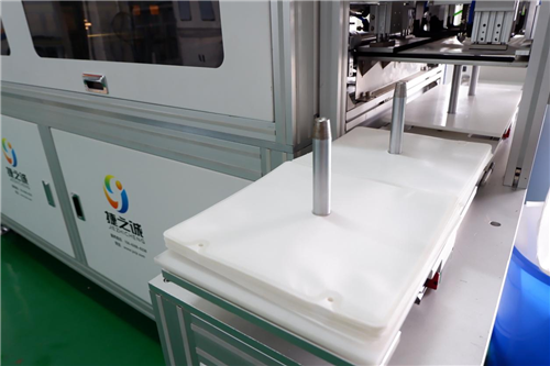 1621480271856722.png 軟片膜生產(chǎn)設(shè)備2.png